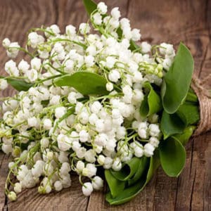 Muguet-du-premier-mai-arrangement-floral